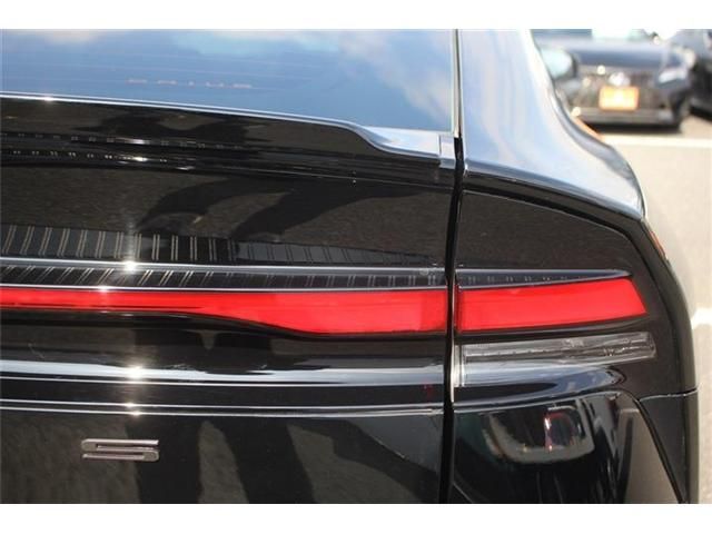 TOYOTA PRIUS 4WD 2023 Image 31