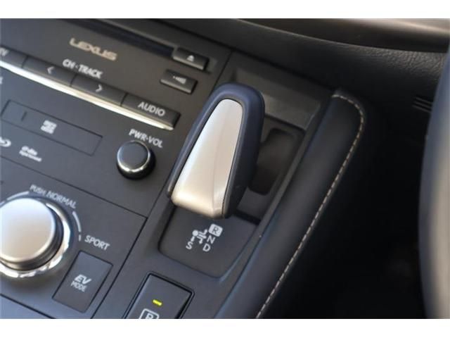 TOYOTA LEXUS CT200H 2018 Image 31