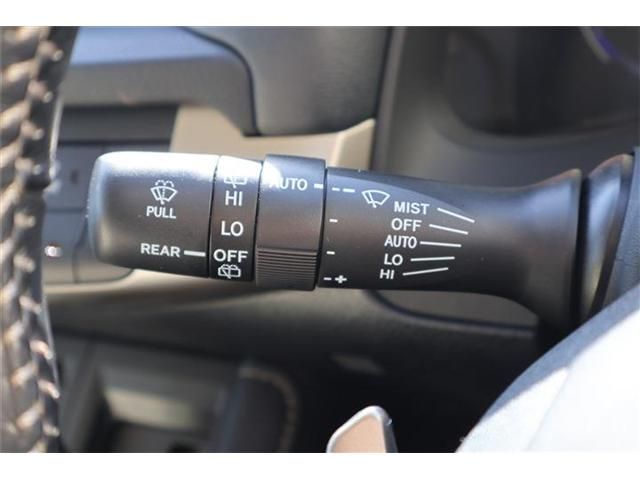 TOYOTA LEXUS CT200H 2018 Image 31