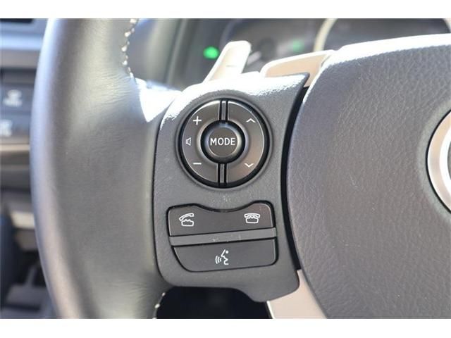 TOYOTA LEXUS CT200H 2018 Image 31