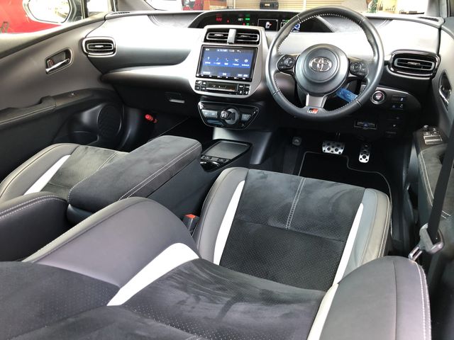 TOYOTA PRIUS PHV 2020 Image 31