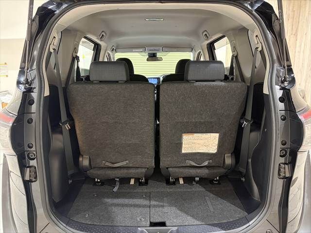 TOYOTA SIENTA HYBRID 2015 Image 31