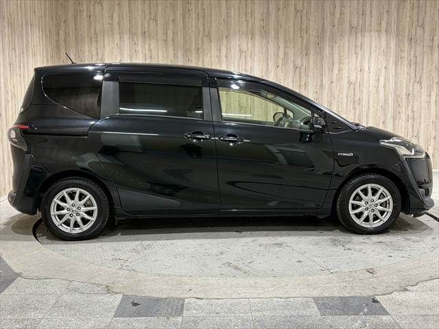 TOYOTA SIENTA HYBRID 2015 Image 31