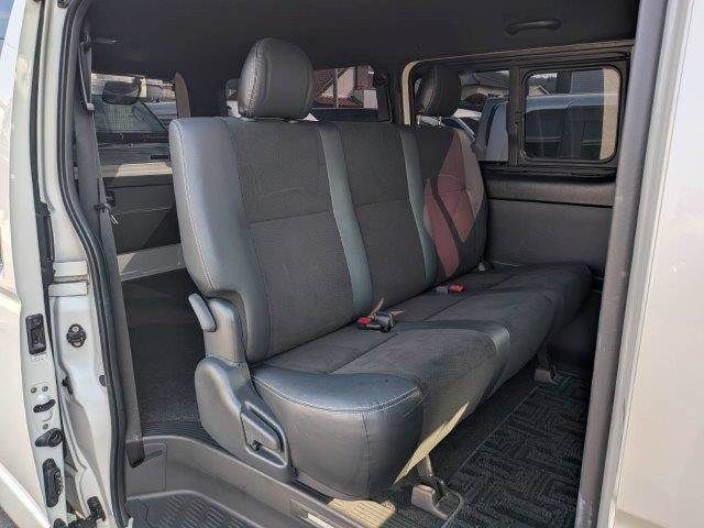 TOYOTA HIACE VAN 2WD 2020 Image 31