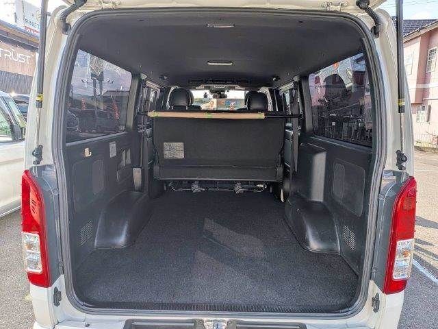 TOYOTA HIACE VAN 2WD 2020 Image 31