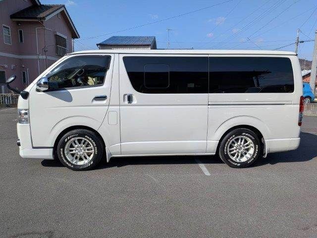 TOYOTA HIACE VAN 2WD 2020 Image 31
