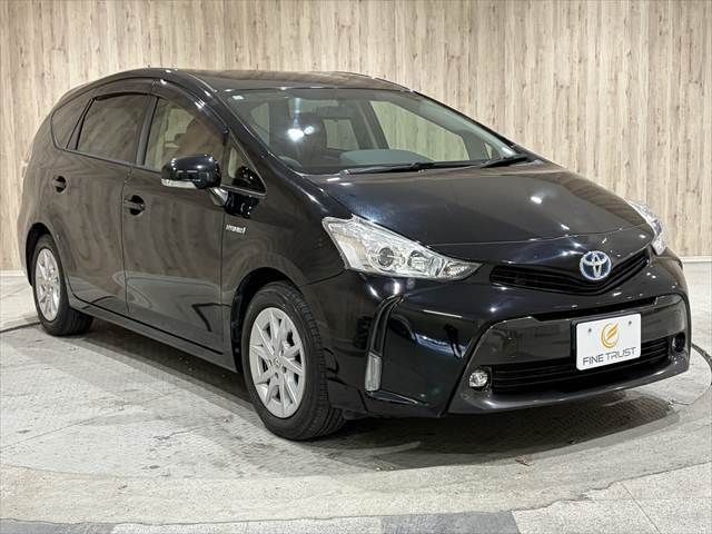 TOYOTA PRIUS ALPHA 2015 Image 31