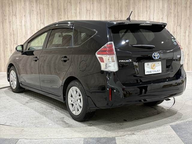 TOYOTA PRIUS ALPHA 2015 Image 31