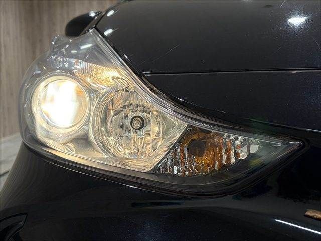 TOYOTA PRIUS ALPHA 2015 Image 31