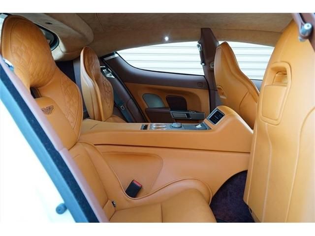 ASTON MARTIN ラピード 2016 Image 31