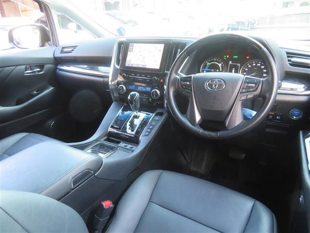 TOYOTA ALPHARD HYBRID 4WD 2020 Image 31
