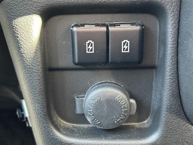 SUZUKI SOLIO BANDIT 4WD 2021 Image 31