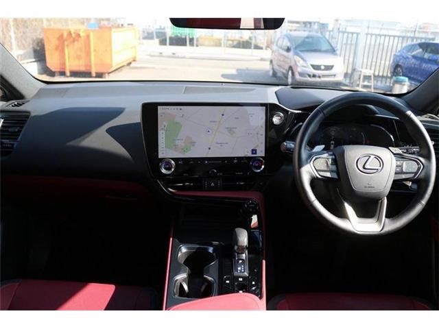 TOYOTA LEXUS NX350H 2023 Image 31