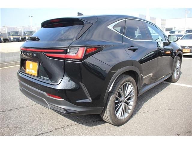 TOYOTA LEXUS NX350H 2022 Image 31