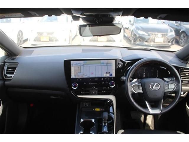 TOYOTA LEXUS NX350H 2022 Image 31