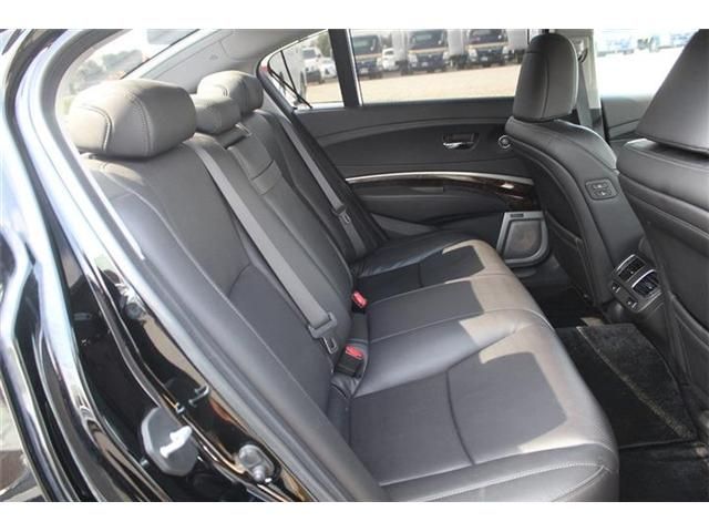 HONDA LEGEND HYBRID 2015 Image 31