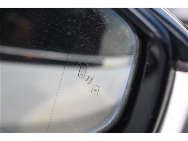 TOYOTA LEXUS LS500 2017 Image 31