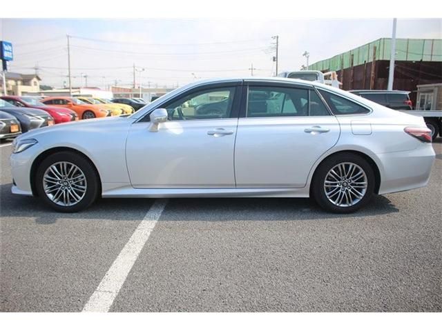 TOYOTA CROWN SEDAN HYBRID 2021 Image 31