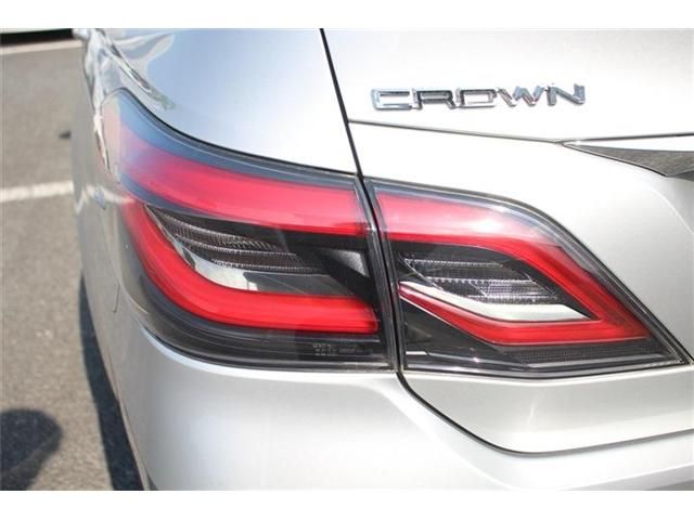 TOYOTA CROWN SEDAN HYBRID 2021 Image 31