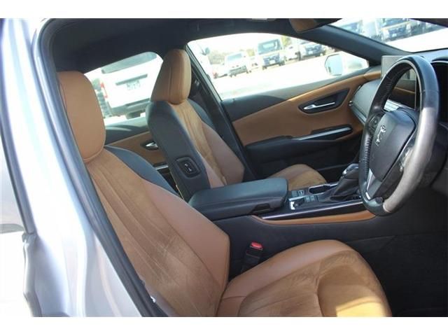 TOYOTA CROWN SEDAN HYBRID 2021 Image 31