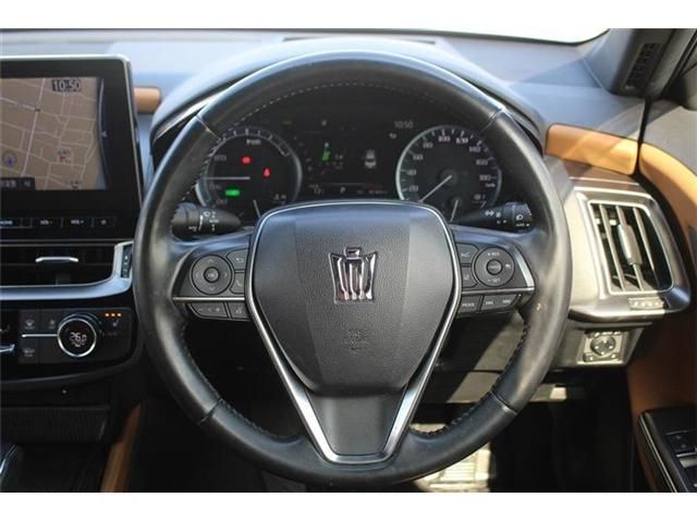 TOYOTA CROWN SEDAN HYBRID 2021 Image 31