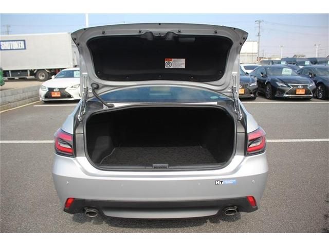 TOYOTA CROWN SEDAN HYBRID 2021 Image 31