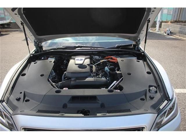 TOYOTA CROWN SEDAN HYBRID 2021 Image 31