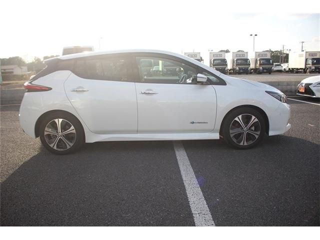 NISSAN LEAF 2019 Image 31