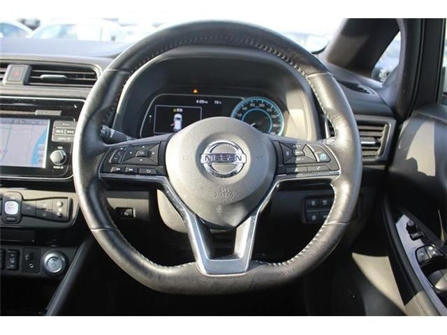NISSAN LEAF 2019 Image 31