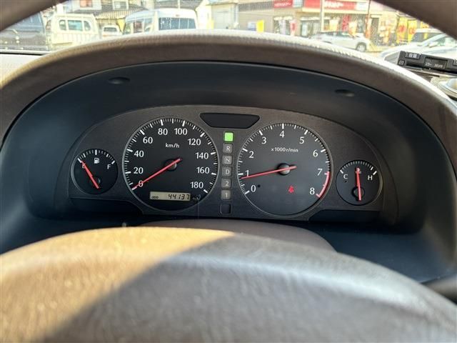 NISSAN CEDRIC HARDTOP 4WD 1998 Image 31