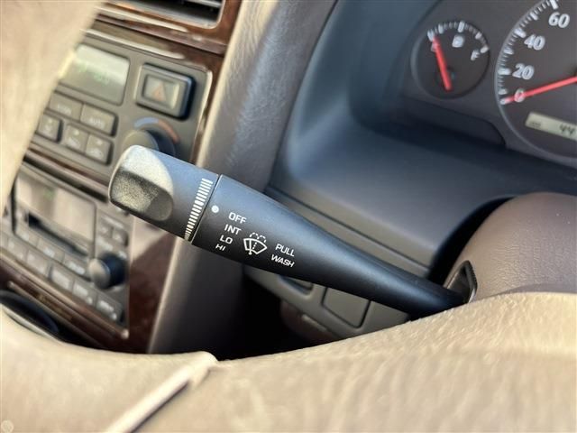 NISSAN CEDRIC HARDTOP 4WD 1998 Image 31