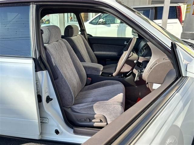 NISSAN CEDRIC HARDTOP 4WD 1998 Image 31