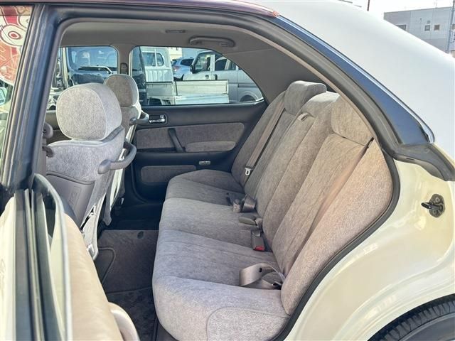 NISSAN CEDRIC HARDTOP 4WD 1998 Image 31