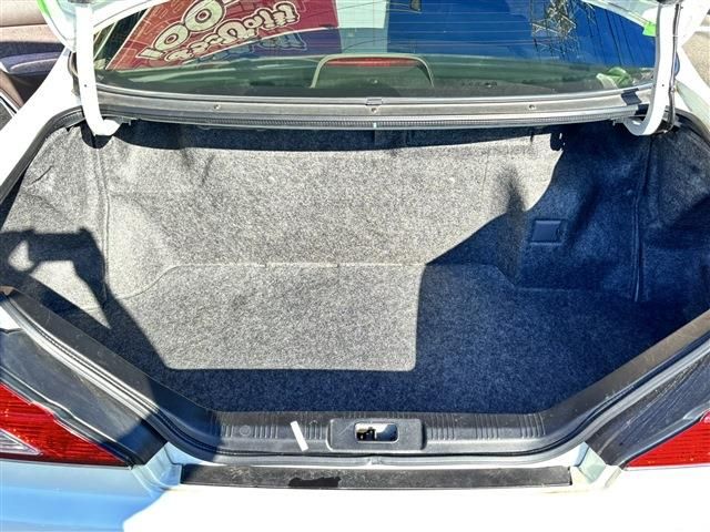 NISSAN CEDRIC HARDTOP 4WD 1998 Image 31