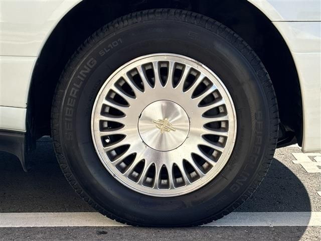 NISSAN CEDRIC HARDTOP 4WD 1998 Image 31