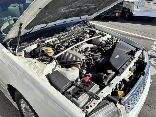 NISSAN CEDRIC HARDTOP 4WD 1998 Image 31