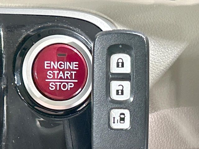 HONDA N BOX 2012 Image 31