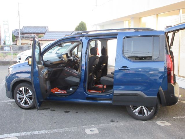 PEUGEOT RIFTER 2021 Image 31