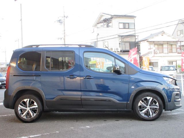 PEUGEOT RIFTER 2021 Image 31