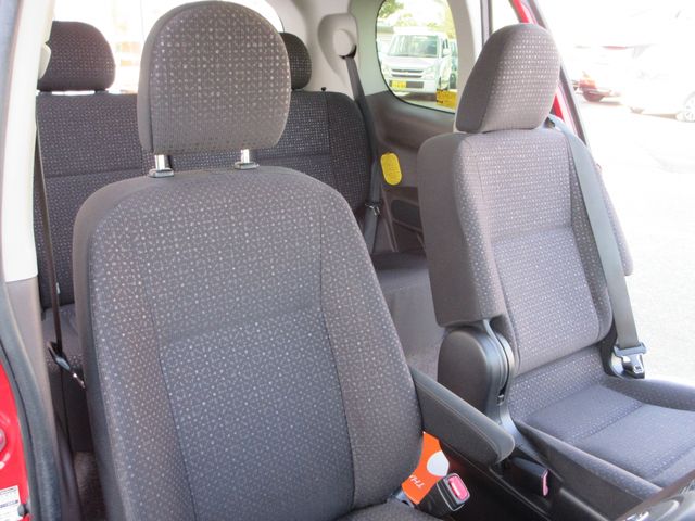 TOYOTA SPADE 2012 Image 31