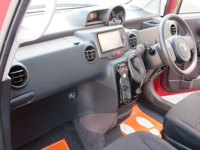 TOYOTA SPADE 2012 Image 31