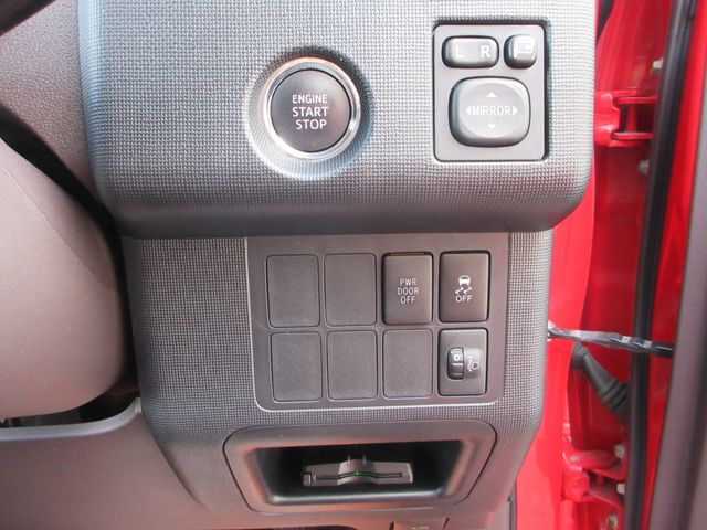 TOYOTA SPADE 2012 Image 31