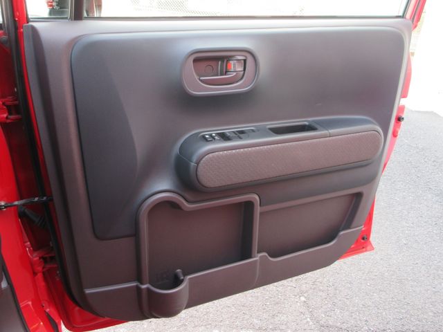 TOYOTA SPADE 2012 Image 31