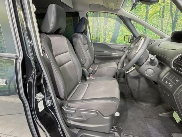 NISSAN SERENA  S-HYBRID 2018 Image 31