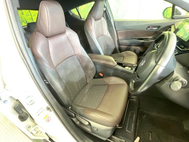 TOYOTA C-HR 2017 Image 31