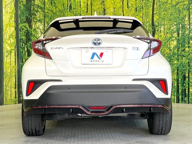 TOYOTA C-HR 2017 Image 31