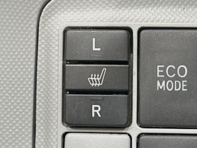 TOYOTA AQUA 2012 Image 31