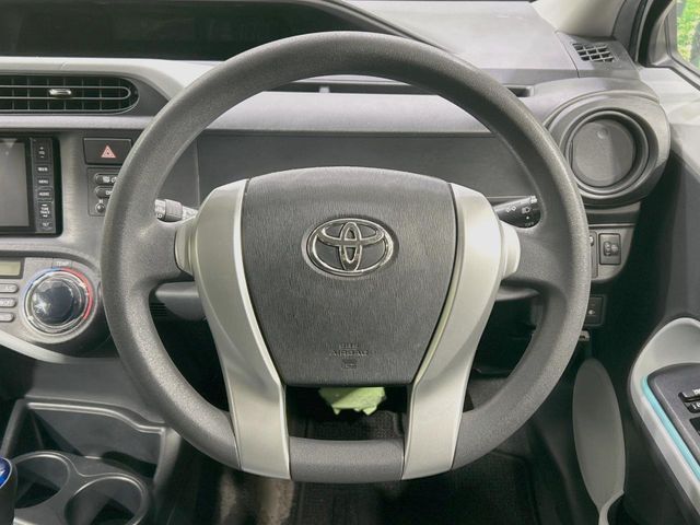 TOYOTA AQUA 2012 Image 31