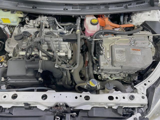 TOYOTA AQUA 2012 Image 31