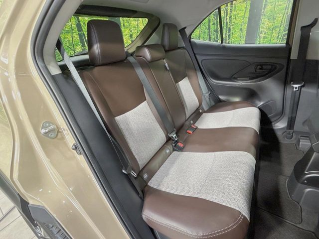 TOYOTA YARIS CROSS HYBRID 2021 Image 31